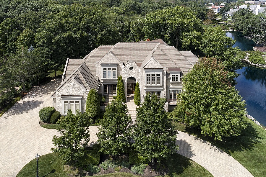 AuctionWorks Awarded Sale of Burr Ridge Home Located in Ambriance, a